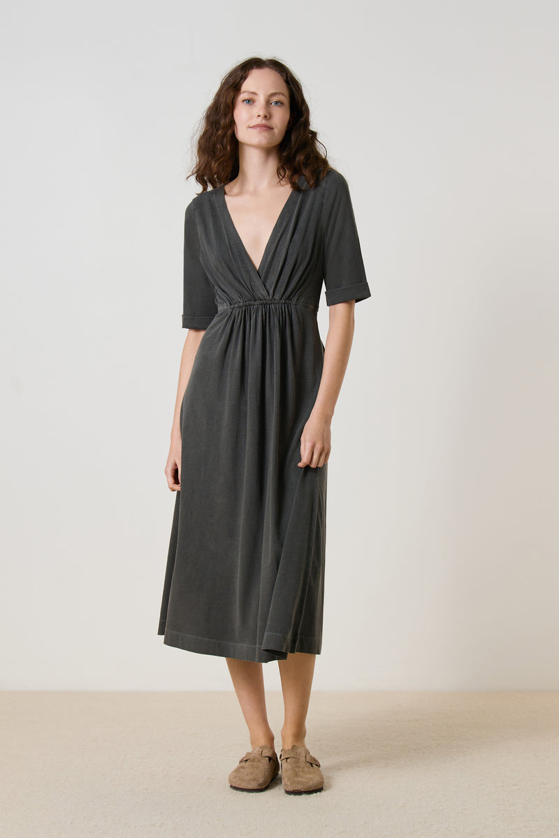 Robe Rala Basik
