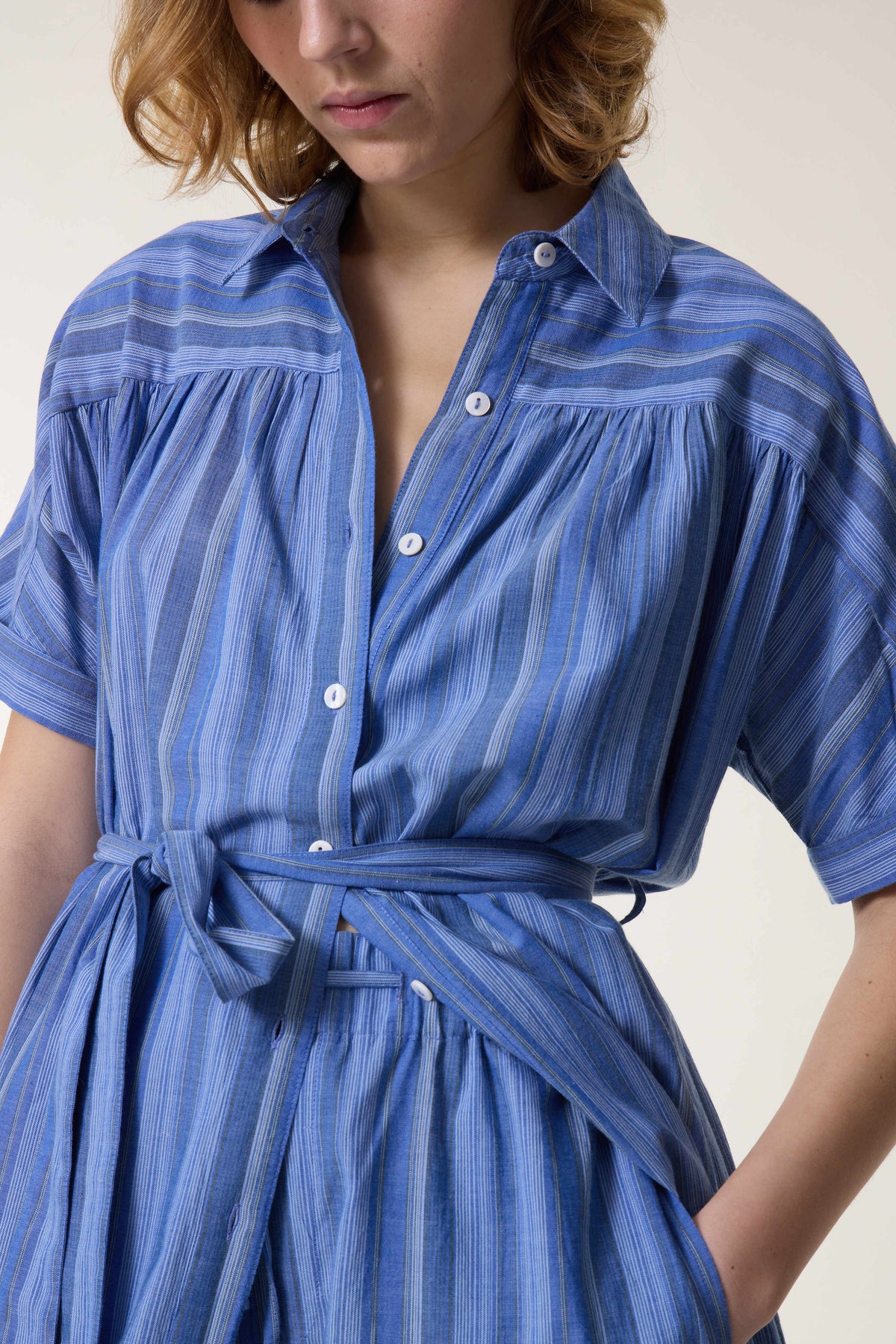 Robe Roka Strght Leon Harper