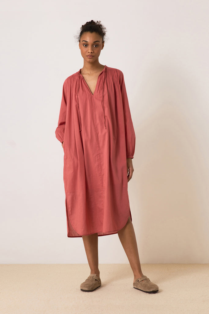 Leon et harper robe deals